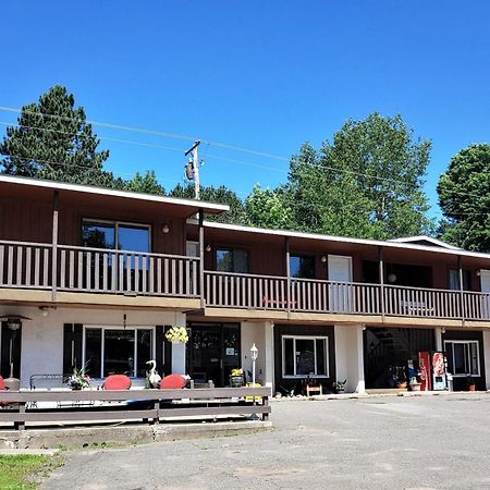 Lakeshore Motel Ice Lake Iron River ภายนอก รูปภาพ