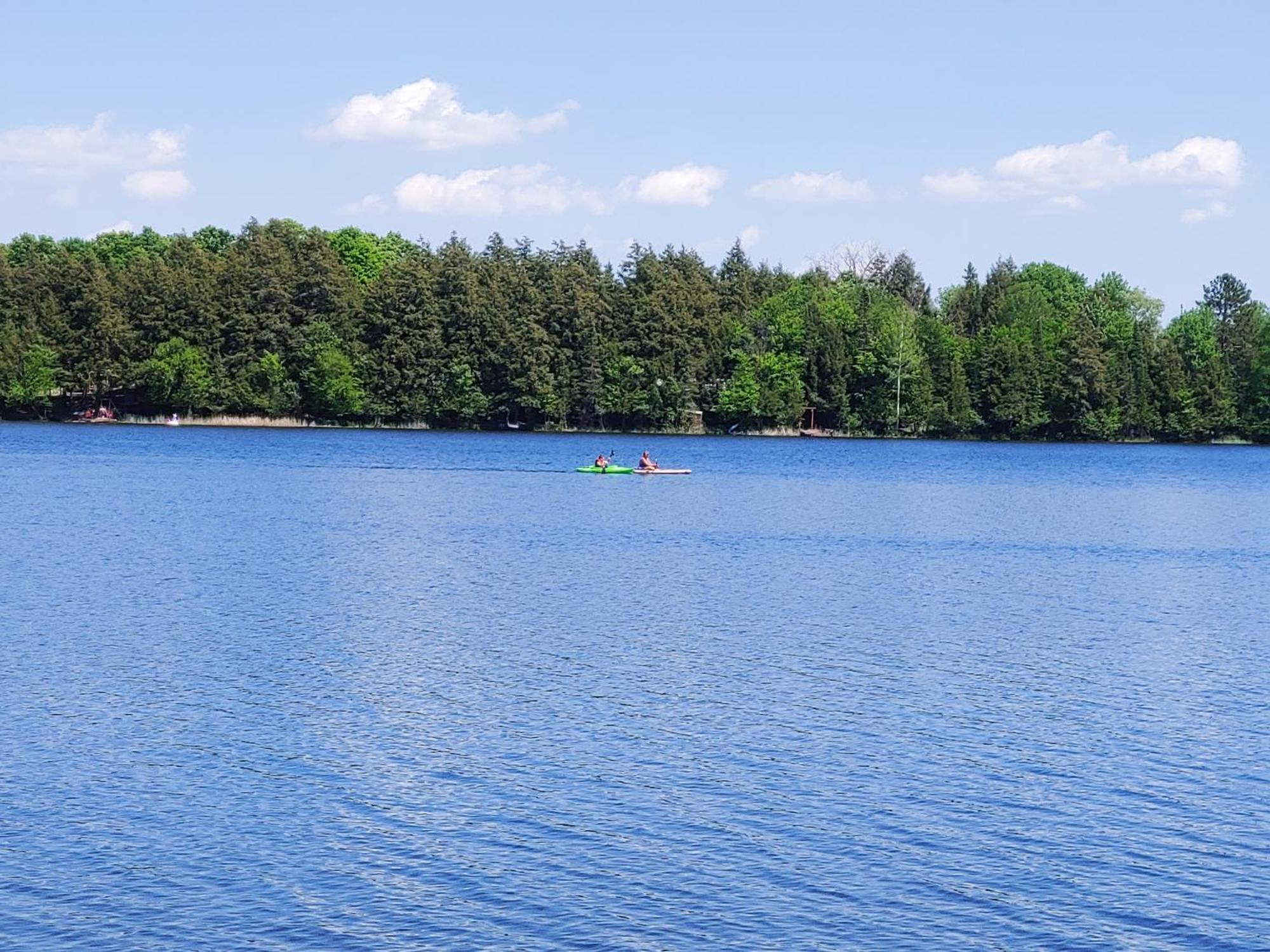 Lakeshore Motel Ice Lake Iron River ภายนอก รูปภาพ
