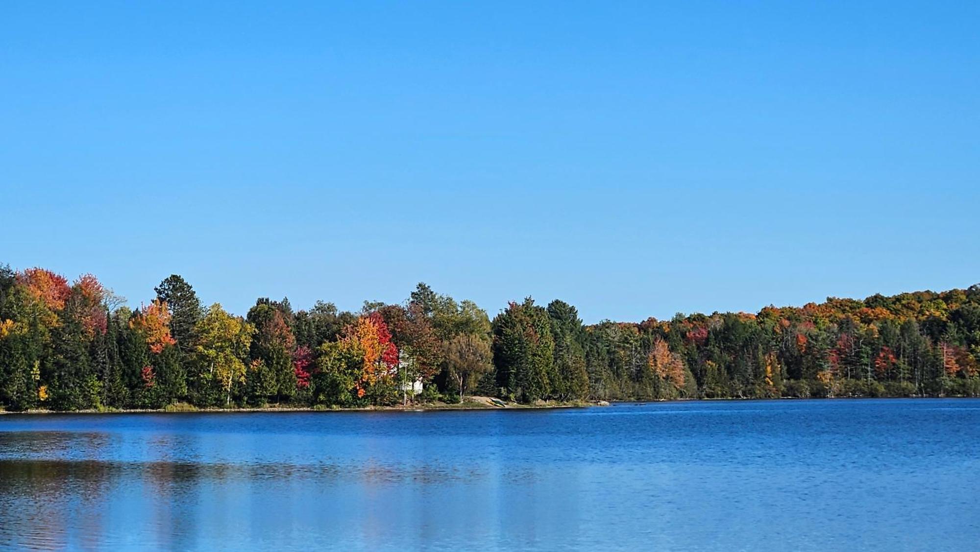 Lakeshore Motel Ice Lake Iron River ภายนอก รูปภาพ
